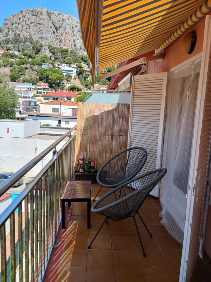 Petit apartament acollidor i lluminós amb terrassa L'Estartit Exterior foto