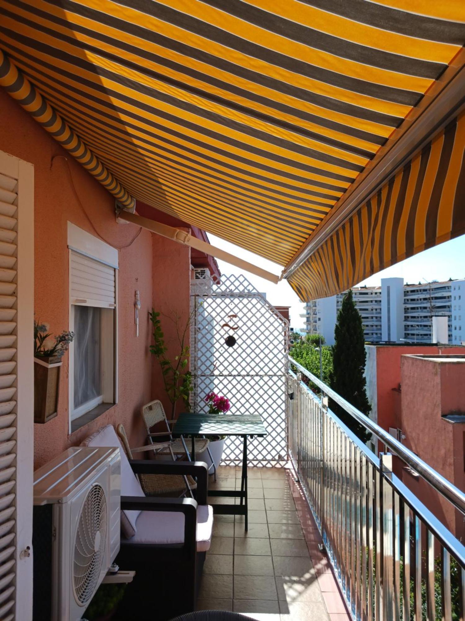 Petit apartament acollidor i lluminós amb terrassa L'Estartit Exterior foto